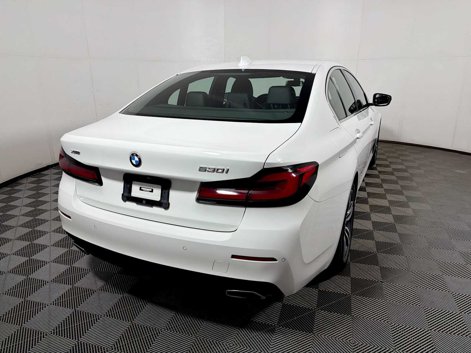 2023 BMW 5 Series 530i xDrive Sedan