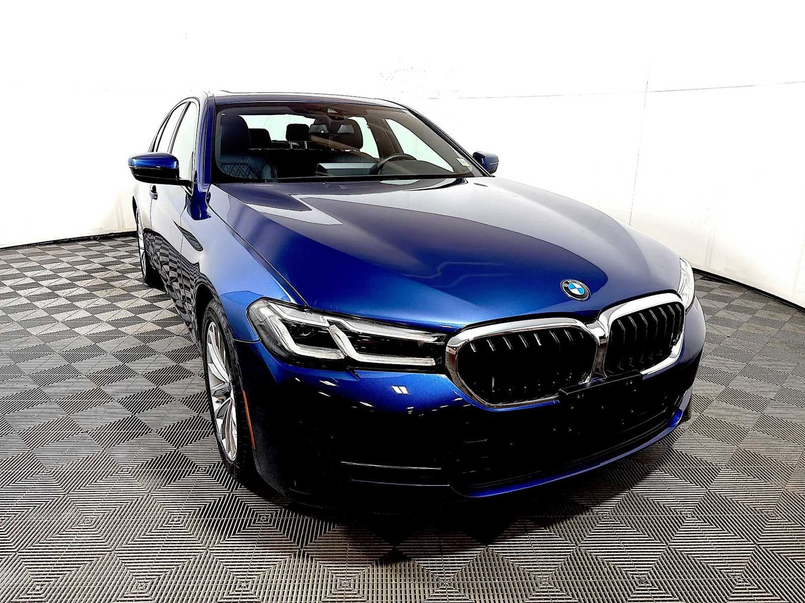 2023 BMW 5 Series 530i xDrive Sedan