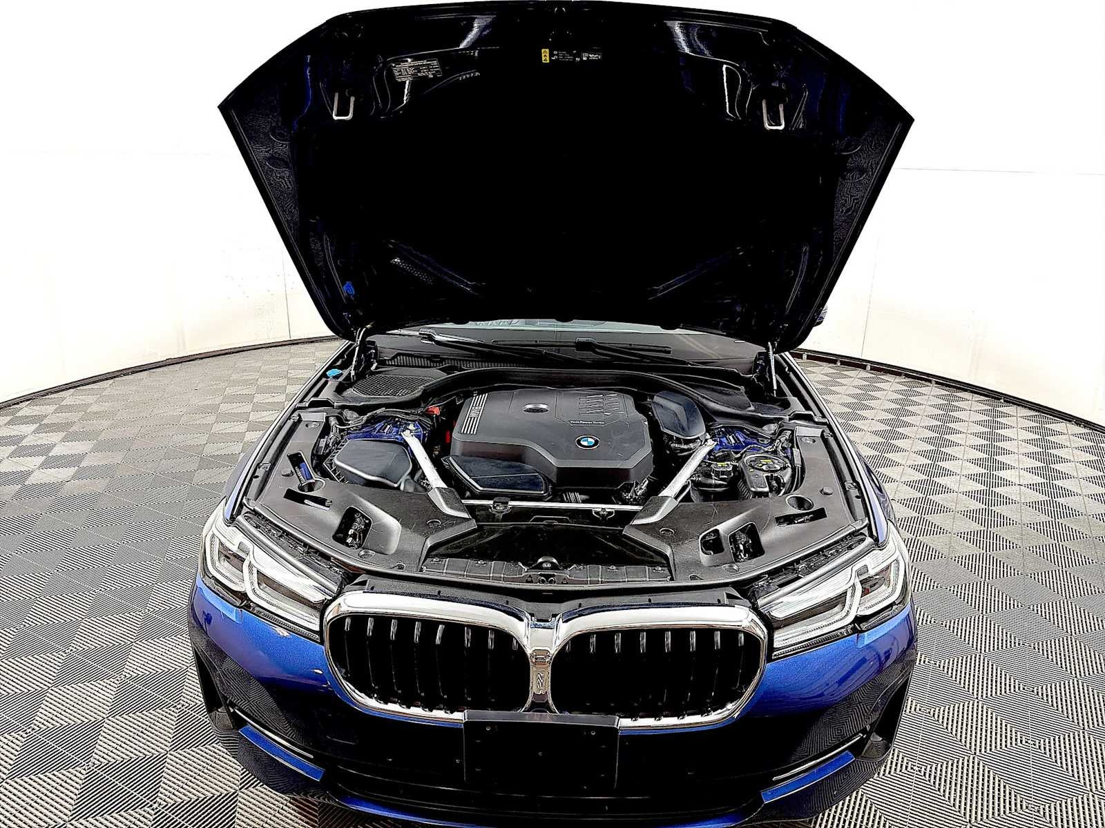 2023 BMW 5 Series 530i xDrive Sedan