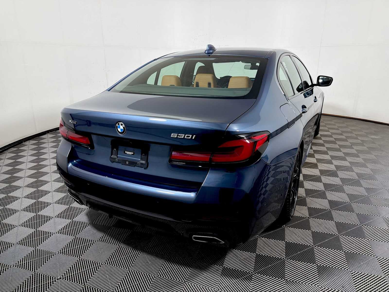 2023 BMW 5 Series 530i xDrive Sedan
