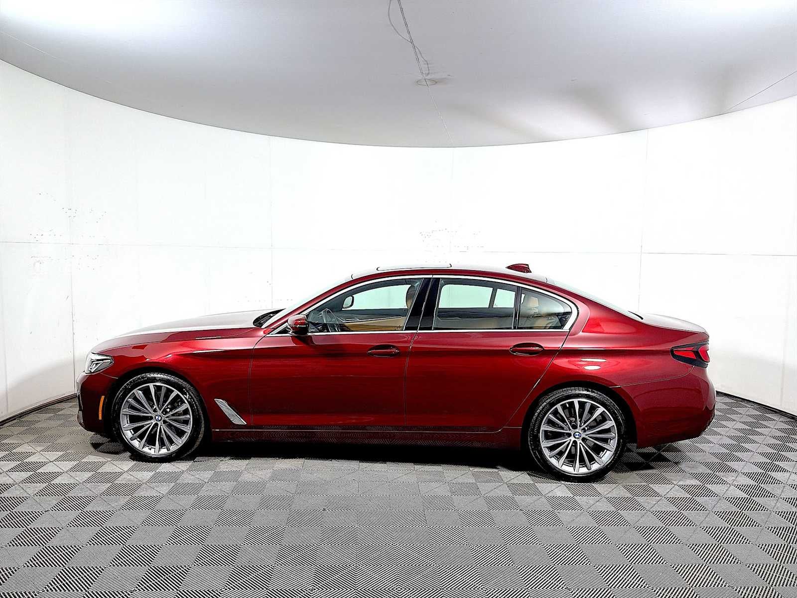 2023 BMW 5 Series 530i xDrive Sedan