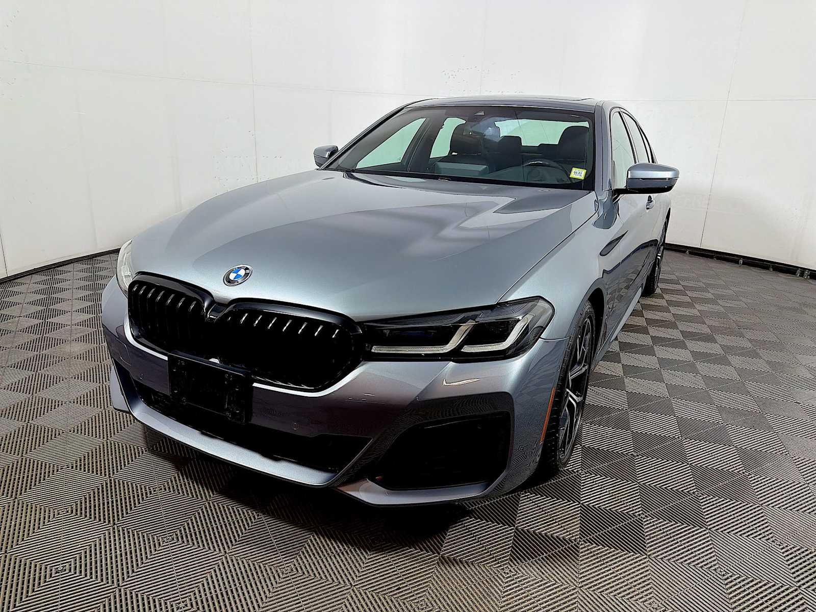 2023 BMW 5 Series 530i xDrive Sedan