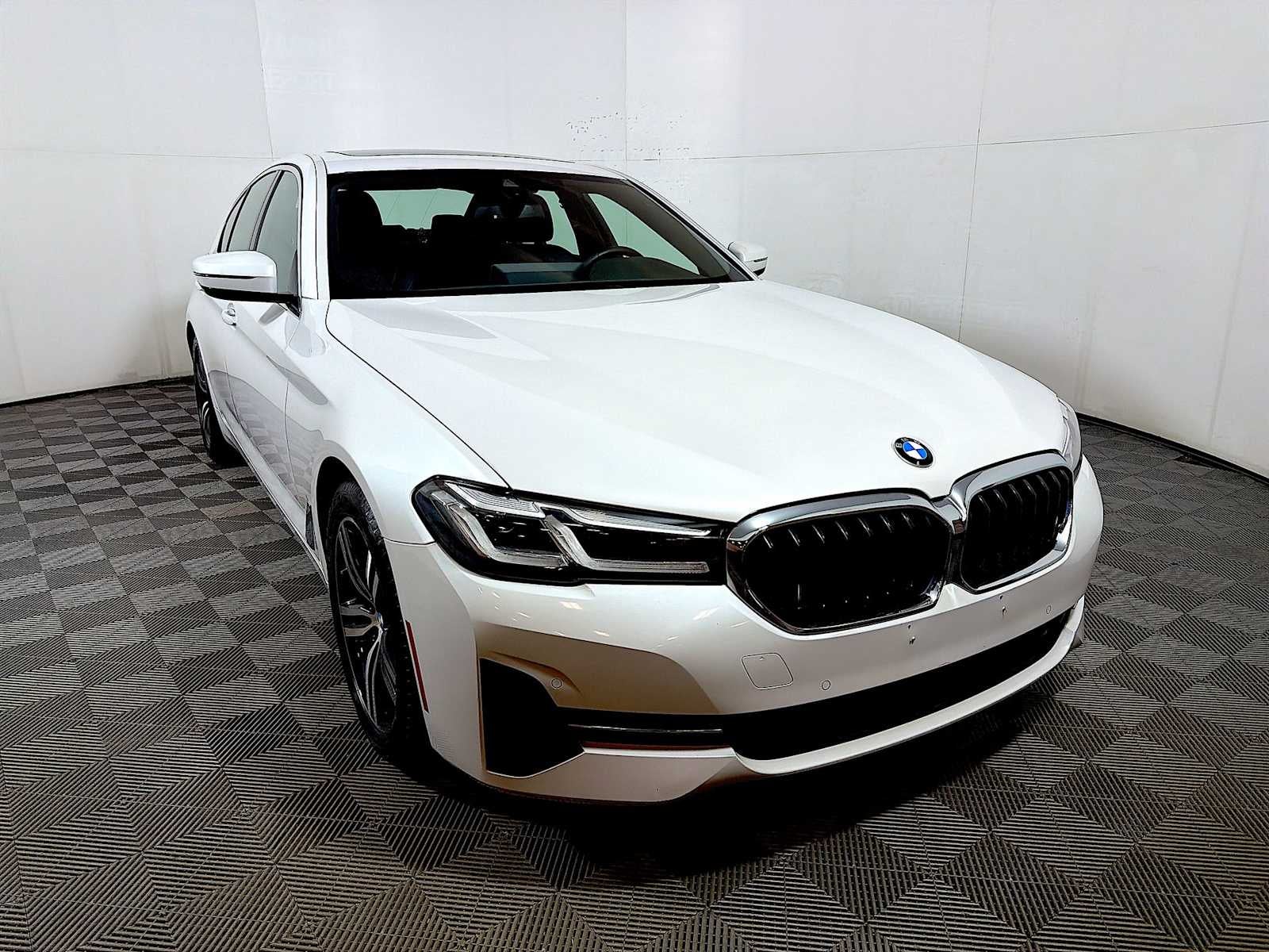 2023 BMW 5 Series 530i xDrive Sedan