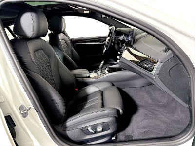 2023 BMW 5 Series 530i xDrive Sedan