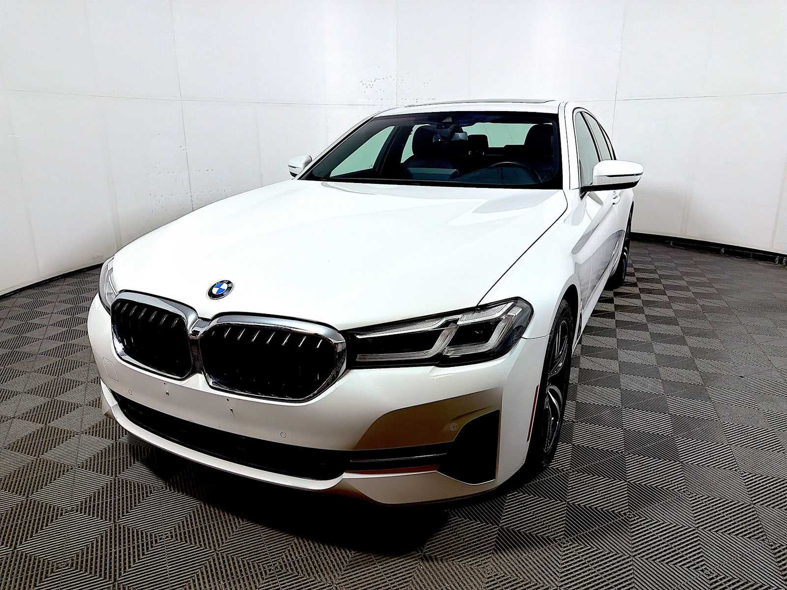 2023 BMW 5 Series 530i xDrive Sedan