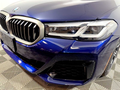 2022 BMW 5 Series M550i xDrive Sedan