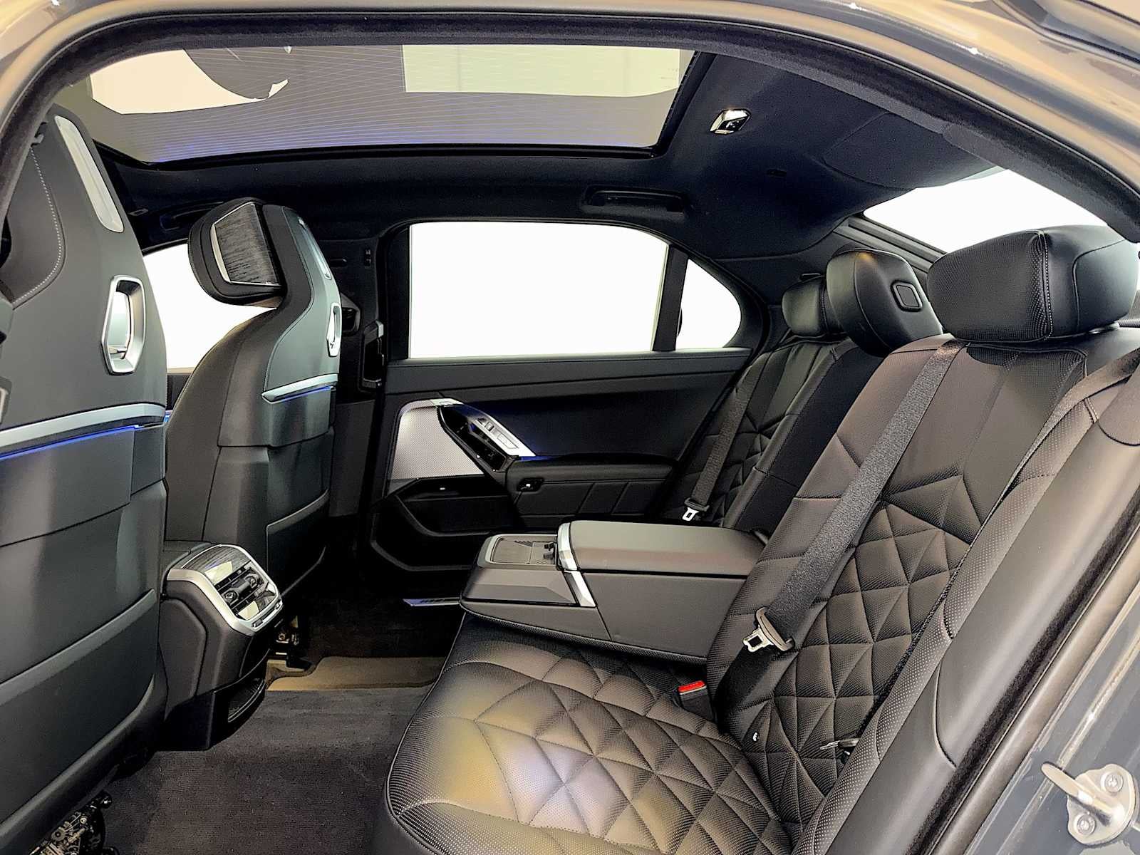 2023 BMW 7 Series 740i Sedan