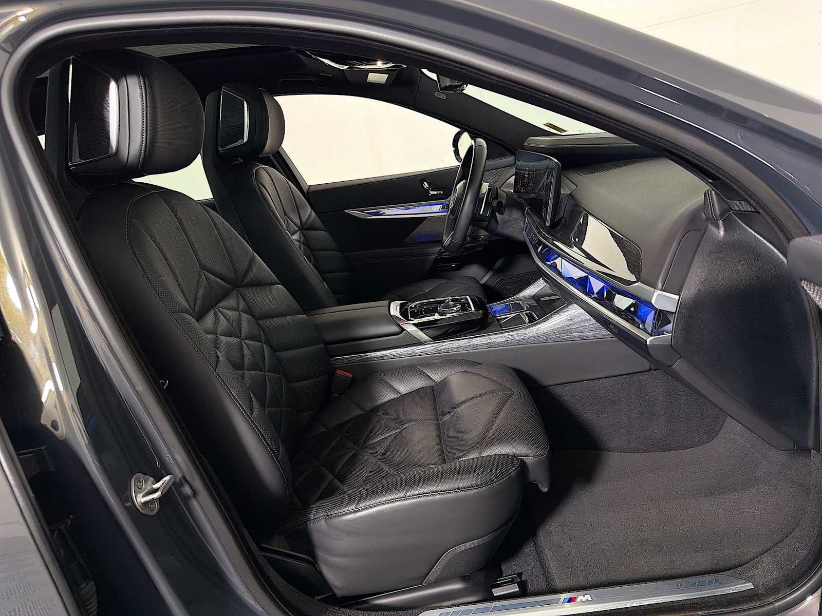 2023 BMW 7 Series 740i Sedan