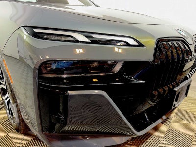 2023 BMW 7 Series 740i Sedan