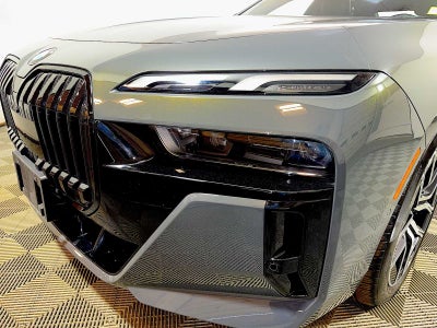 2023 BMW 7 Series 740i Sedan