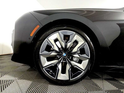 2023 BMW 7 Series 760i xDrive Sedan
