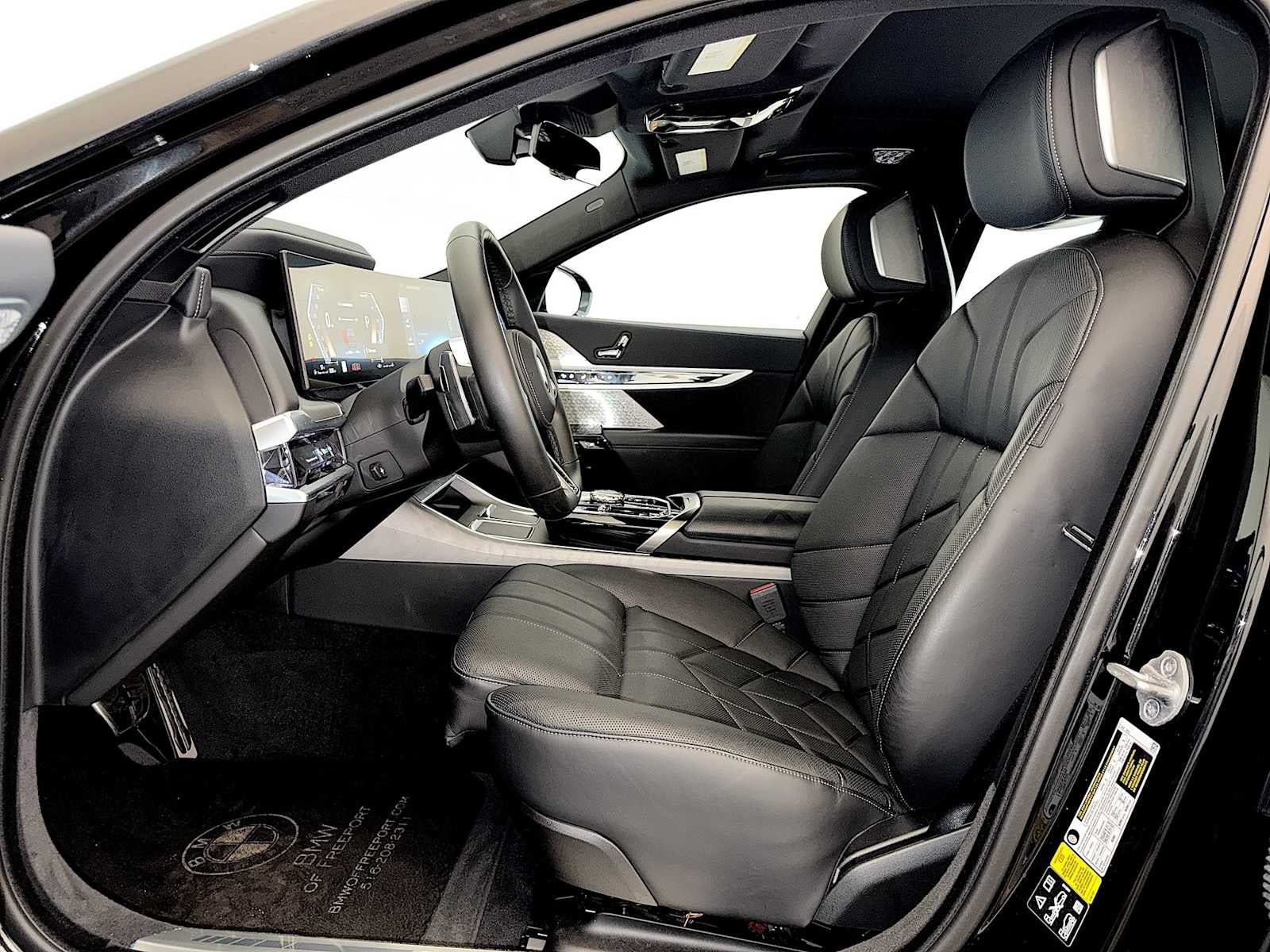 2023 BMW 7 Series 760i xDrive Sedan