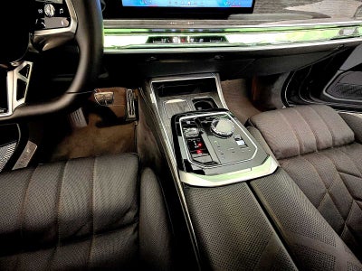 2025 BMW 7 Series 760i xDrive Sedan