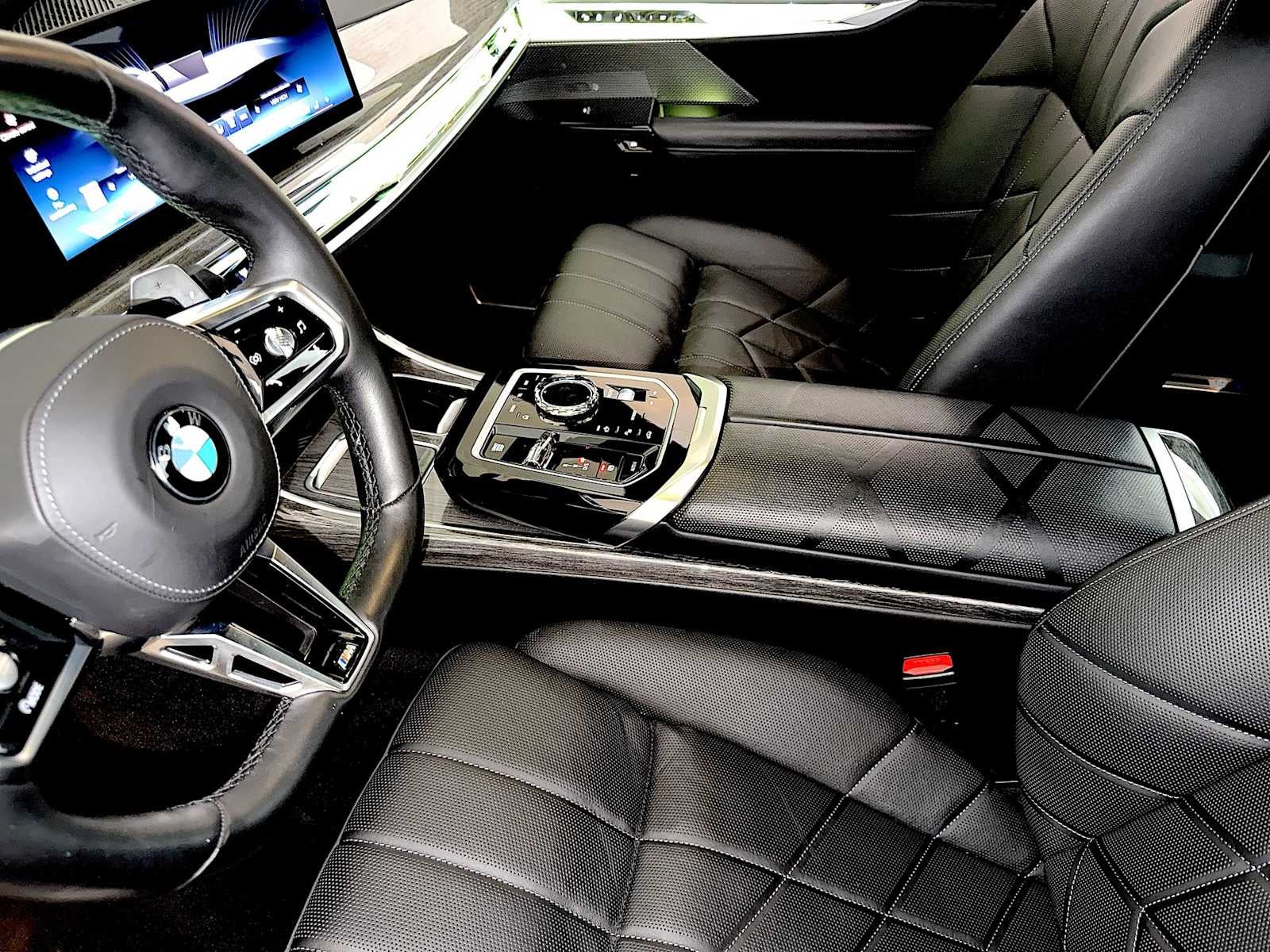 2025 BMW 7 Series 760i xDrive Sedan