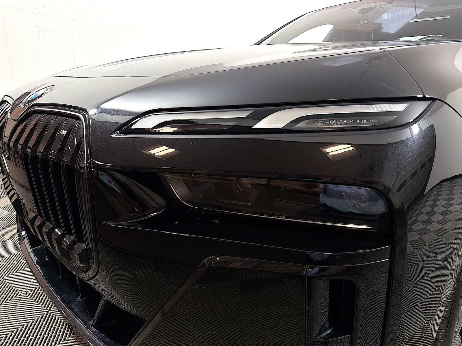 2025 BMW 7 Series 760i xDrive Sedan