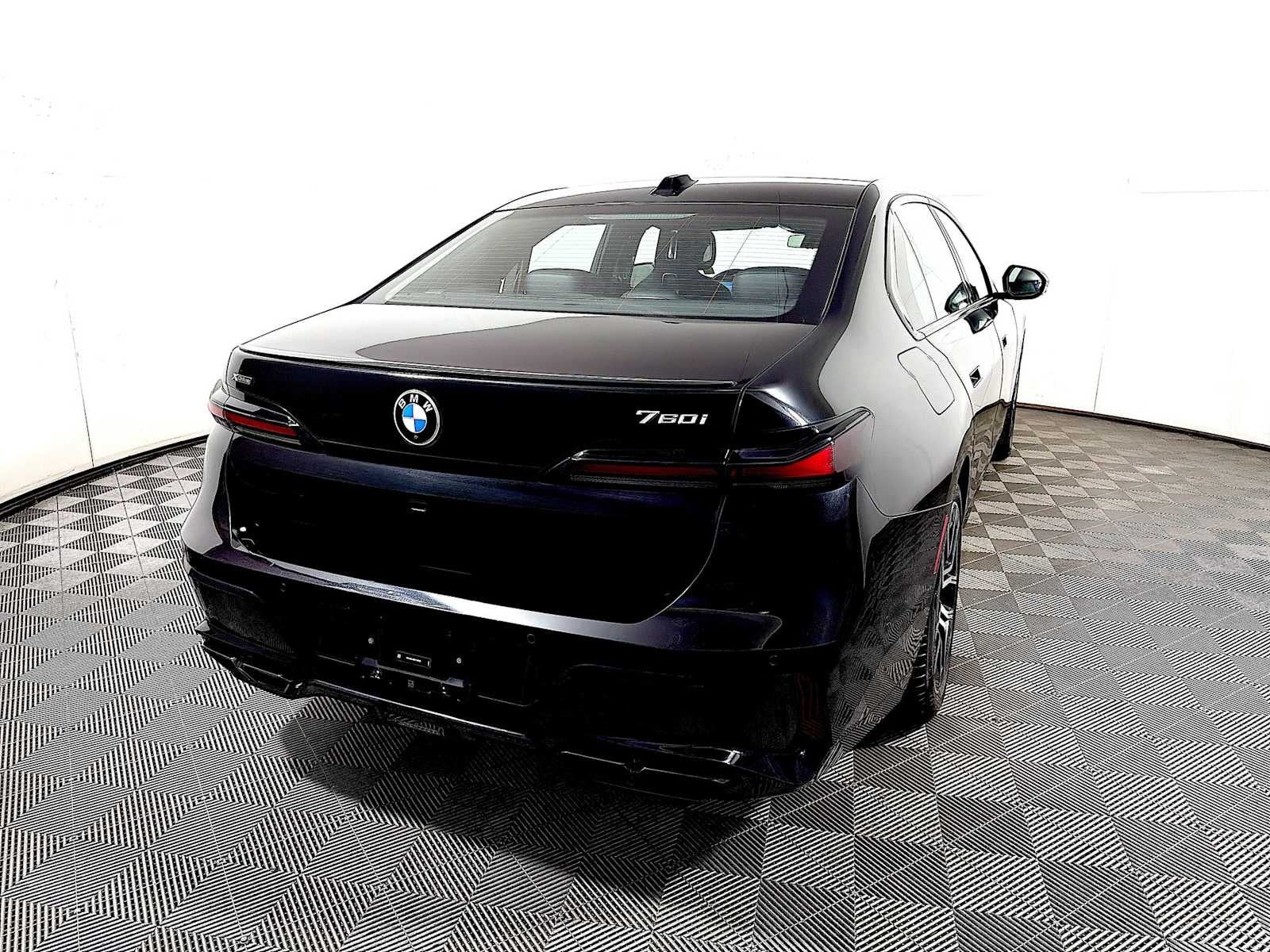 2025 BMW 7 Series 760i xDrive Sedan