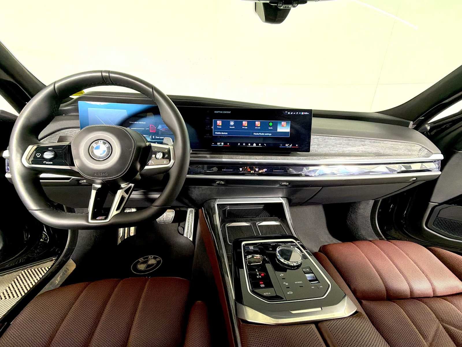 2023 BMW 7 Series 760i xDrive Sedan