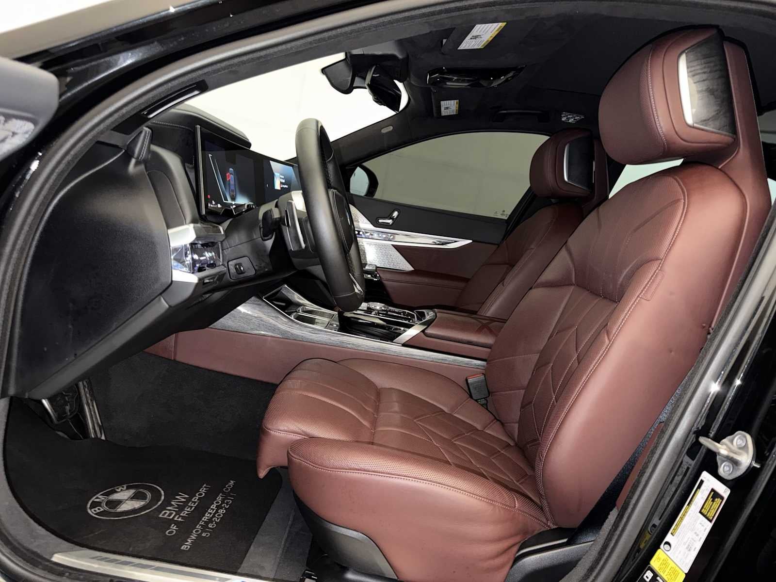 2023 BMW 7 Series 760i xDrive Sedan