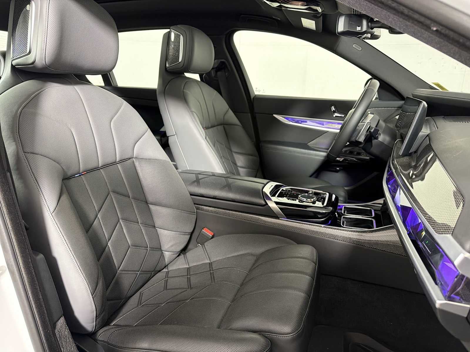 2023 BMW 7 Series 760i xDrive Sedan