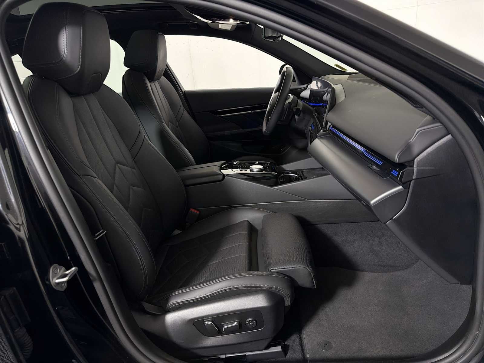 2024 BMW 5 Series 530i xDrive Sedan