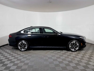 2024 BMW 5 Series 530i xDrive Sedan