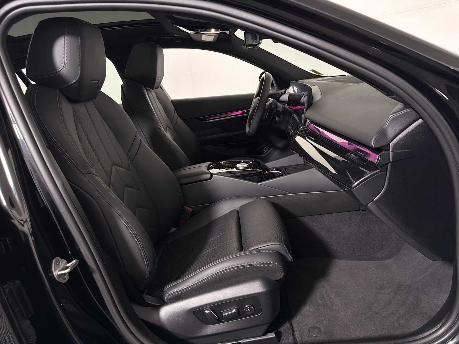 2024 BMW 5 Series 540i xDrive Sedan