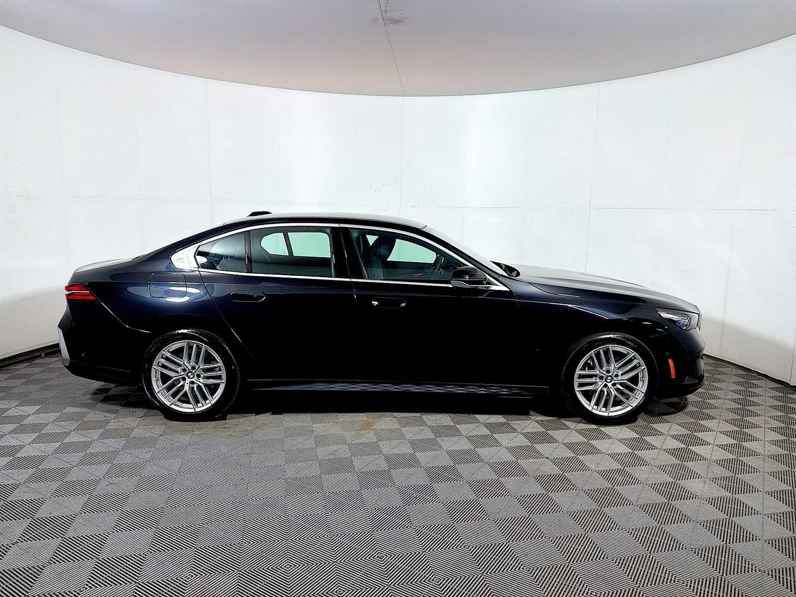 2024 BMW 5 Series 540i xDrive Sedan