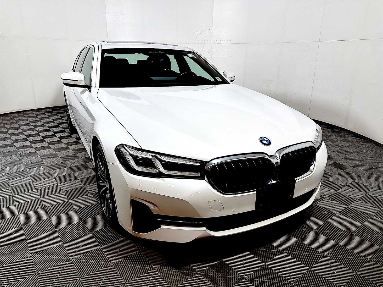 2023 BMW 5 Series 540i xDrive Sedan