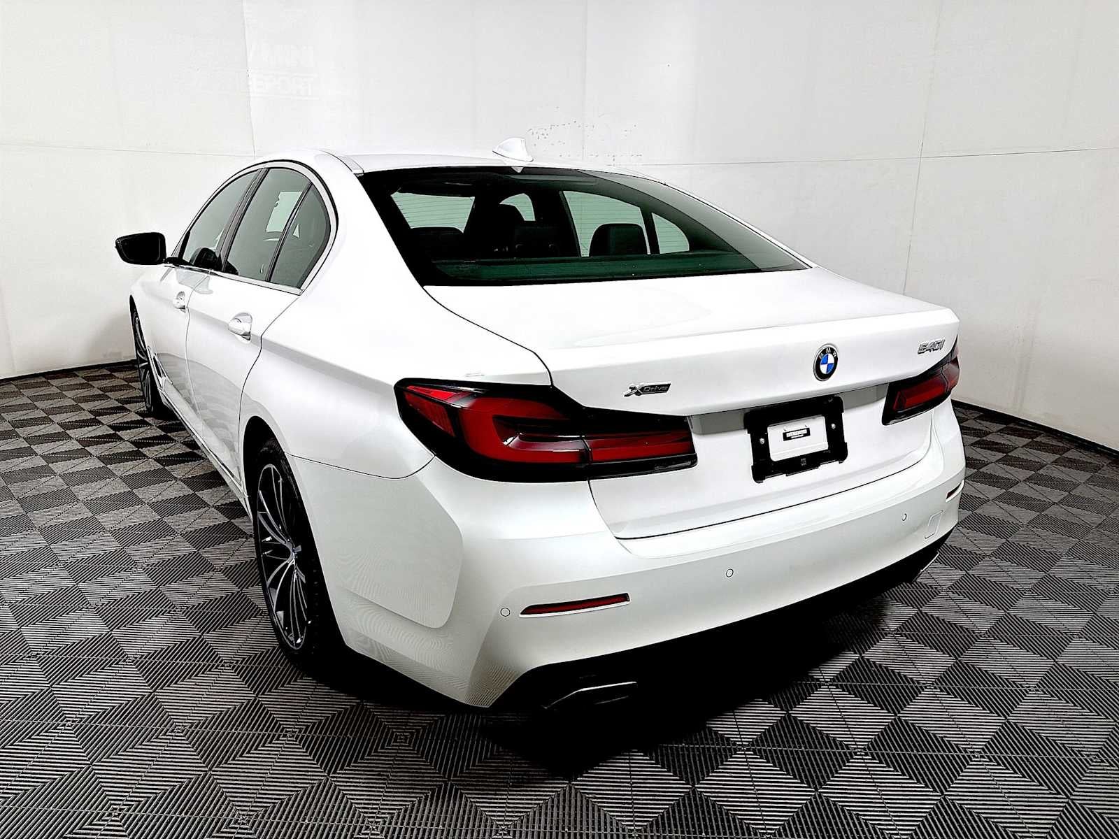 2023 BMW 5 Series 540i xDrive Sedan