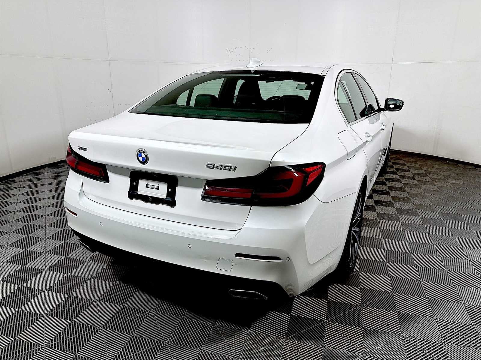 2023 BMW 5 Series 540i xDrive Sedan