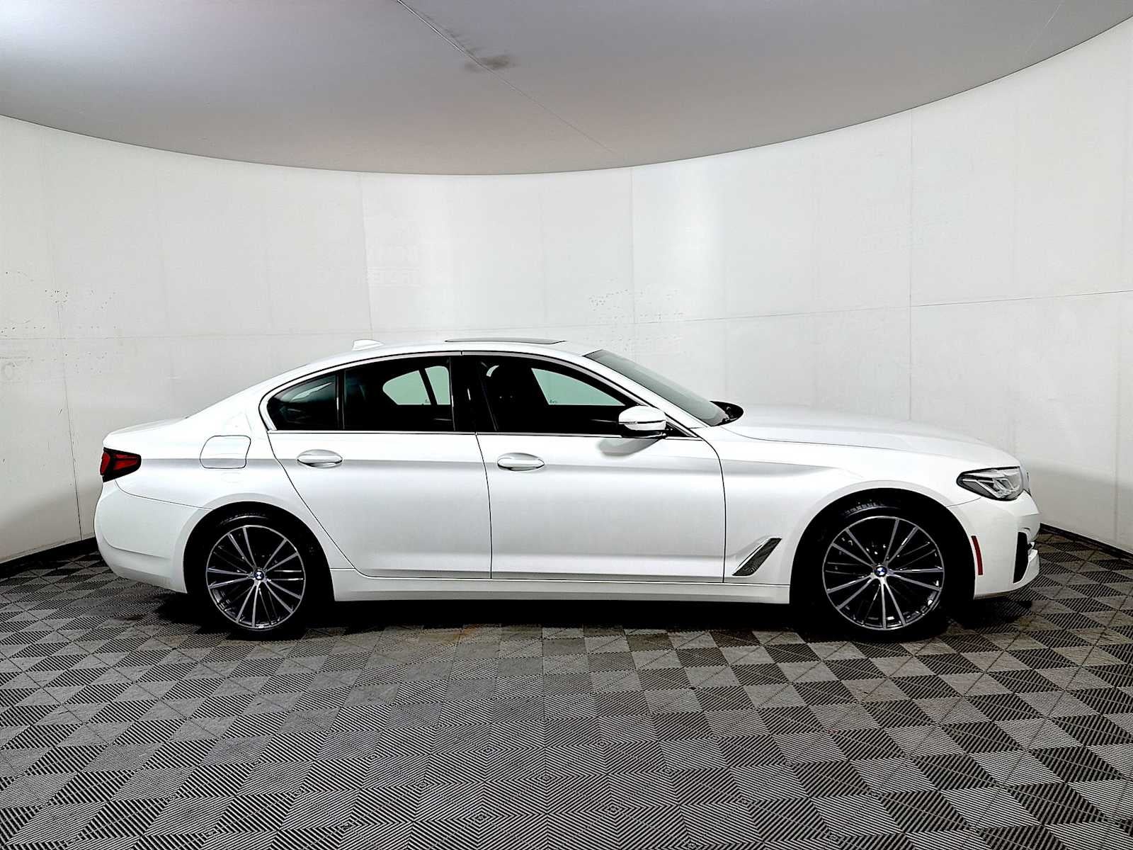 2023 BMW 5 Series 540i xDrive Sedan