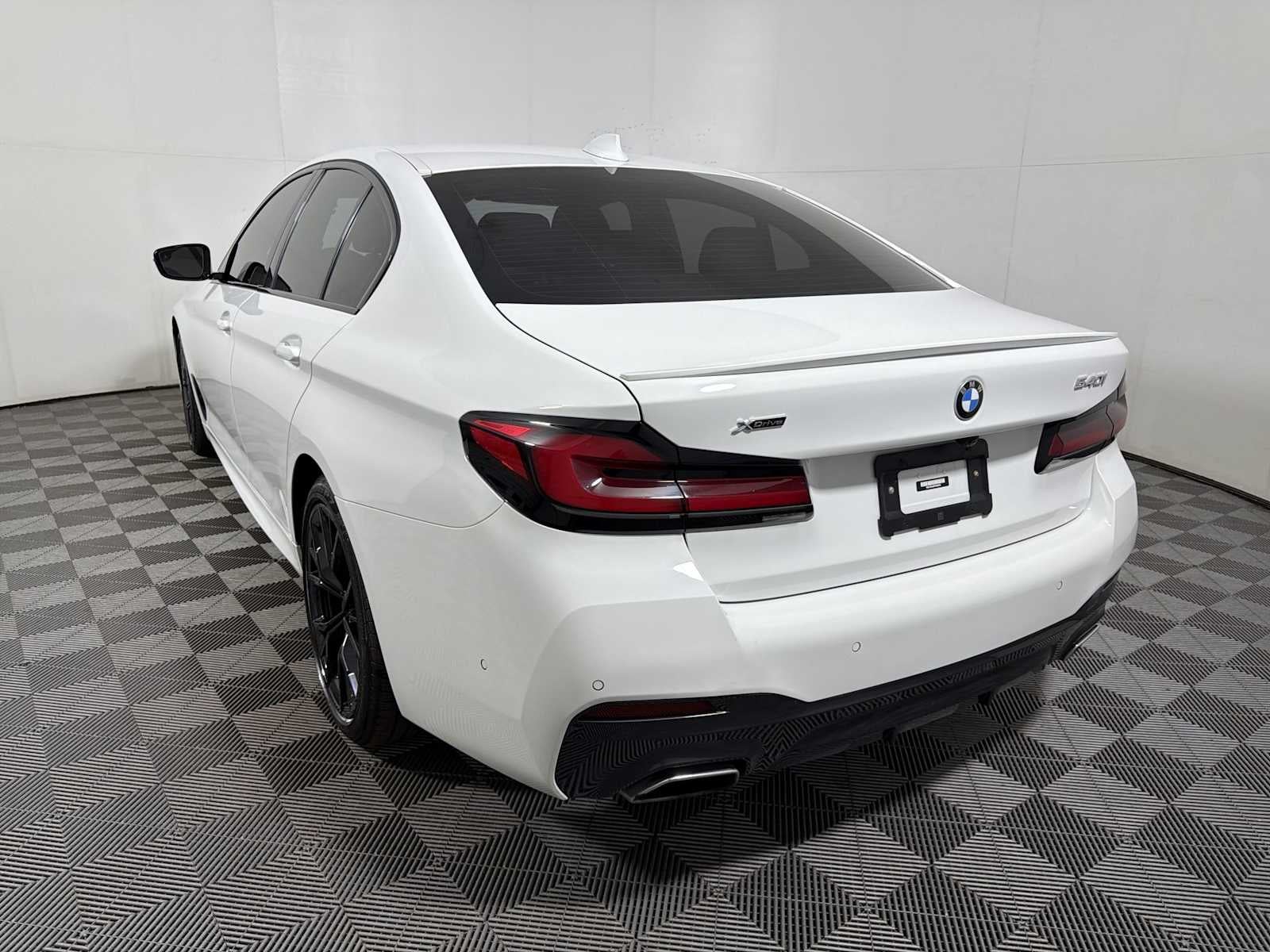 2023 BMW 5 Series 540i xDrive Sedan