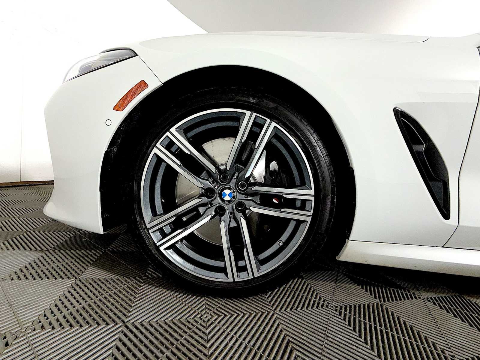 2024 BMW 8 Series M850i xDrive Convertible