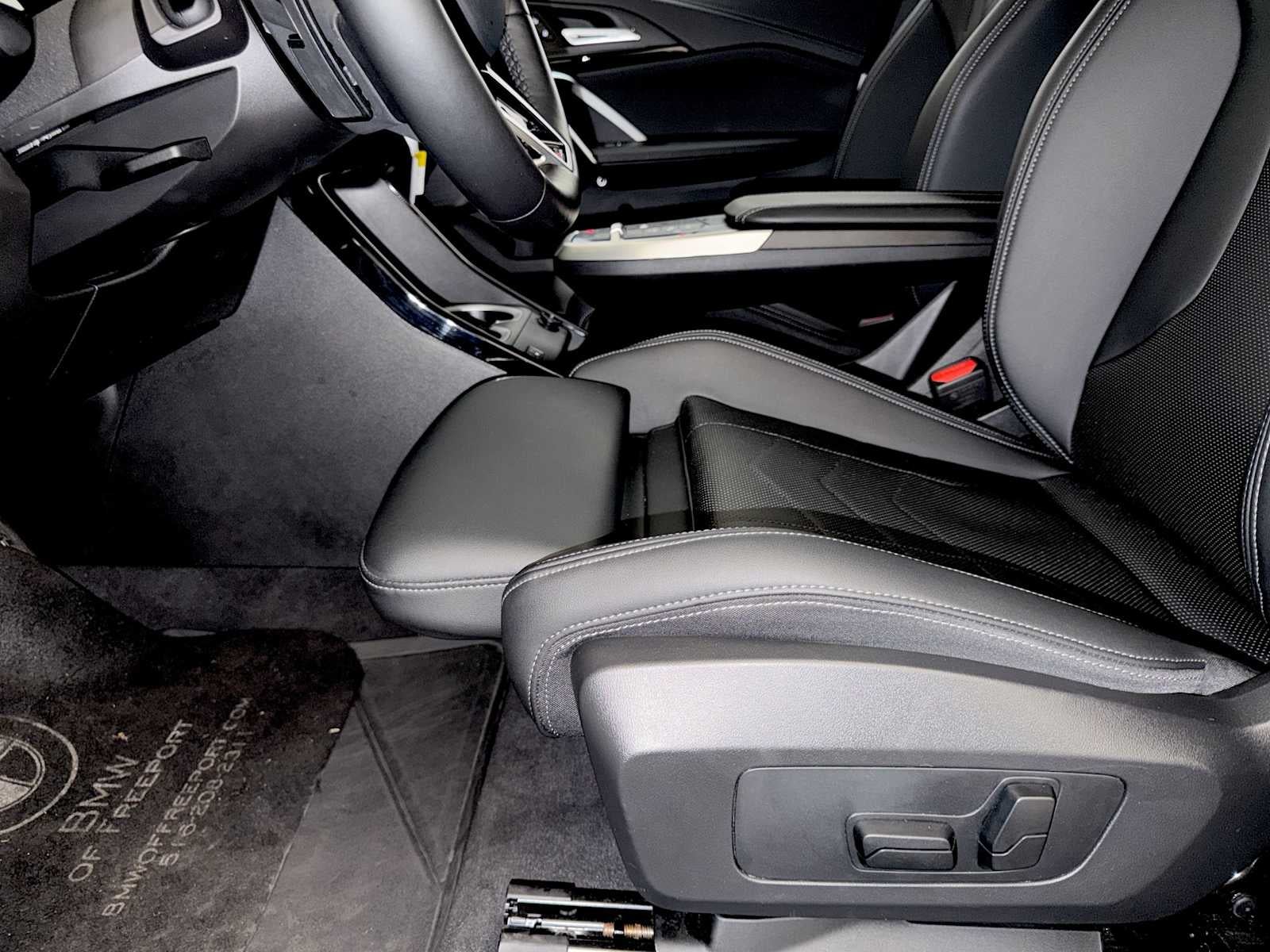 2026 BMW X2 xDrive28i Sports Activity Coupe