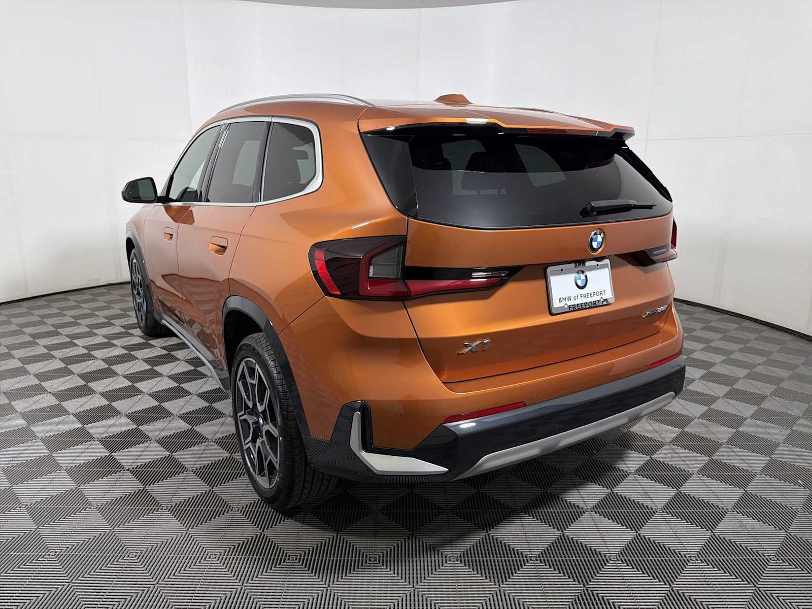 2025 BMW X1 xDrive28i Sports Activity Vehicle