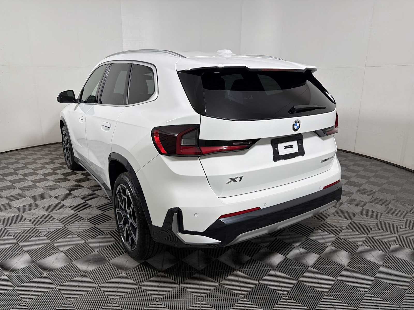 2025 BMW X1 xDrive28i Sports Activity Vehicle