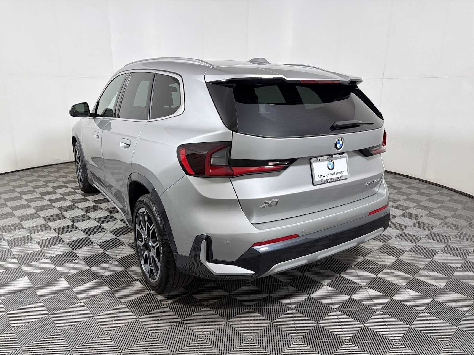 2025 BMW X1 xDrive28i Sports Activity Vehicle