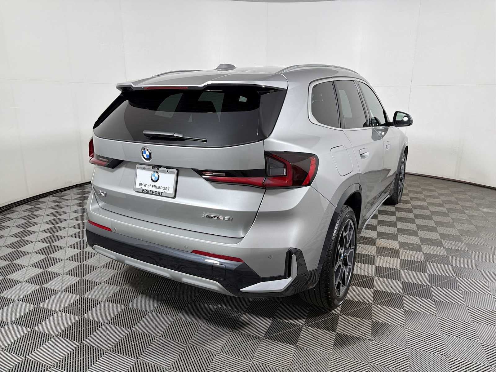 2025 BMW X1 xDrive28i Sports Activity Vehicle