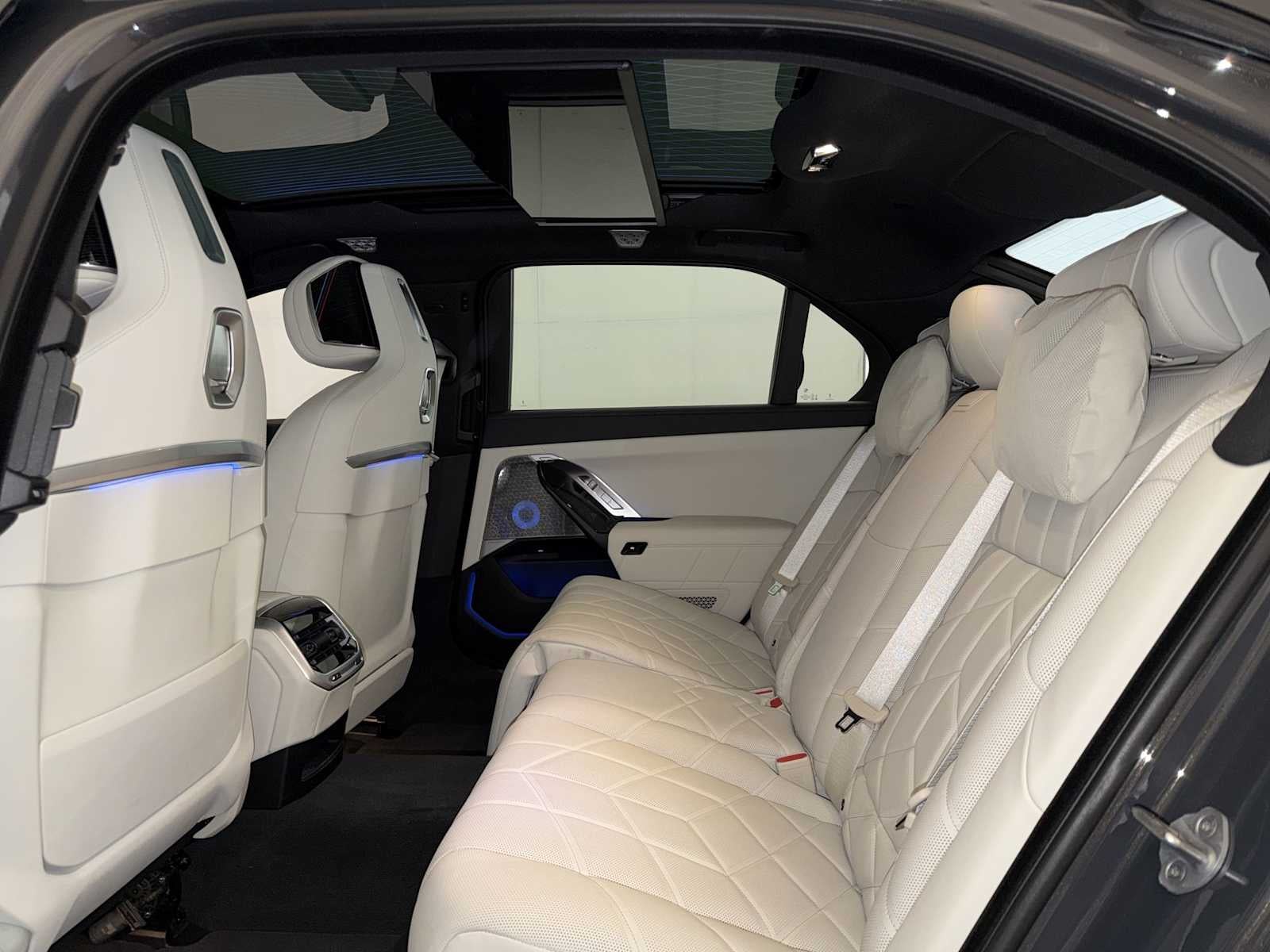 2026 BMW i7 xDrive60 Sedan