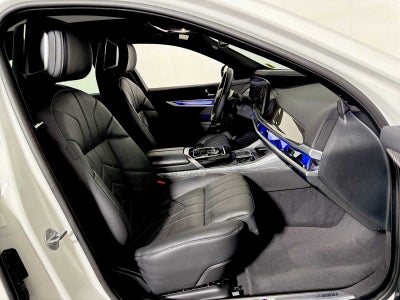 2023 BMW i7 xDrive60 Sedan