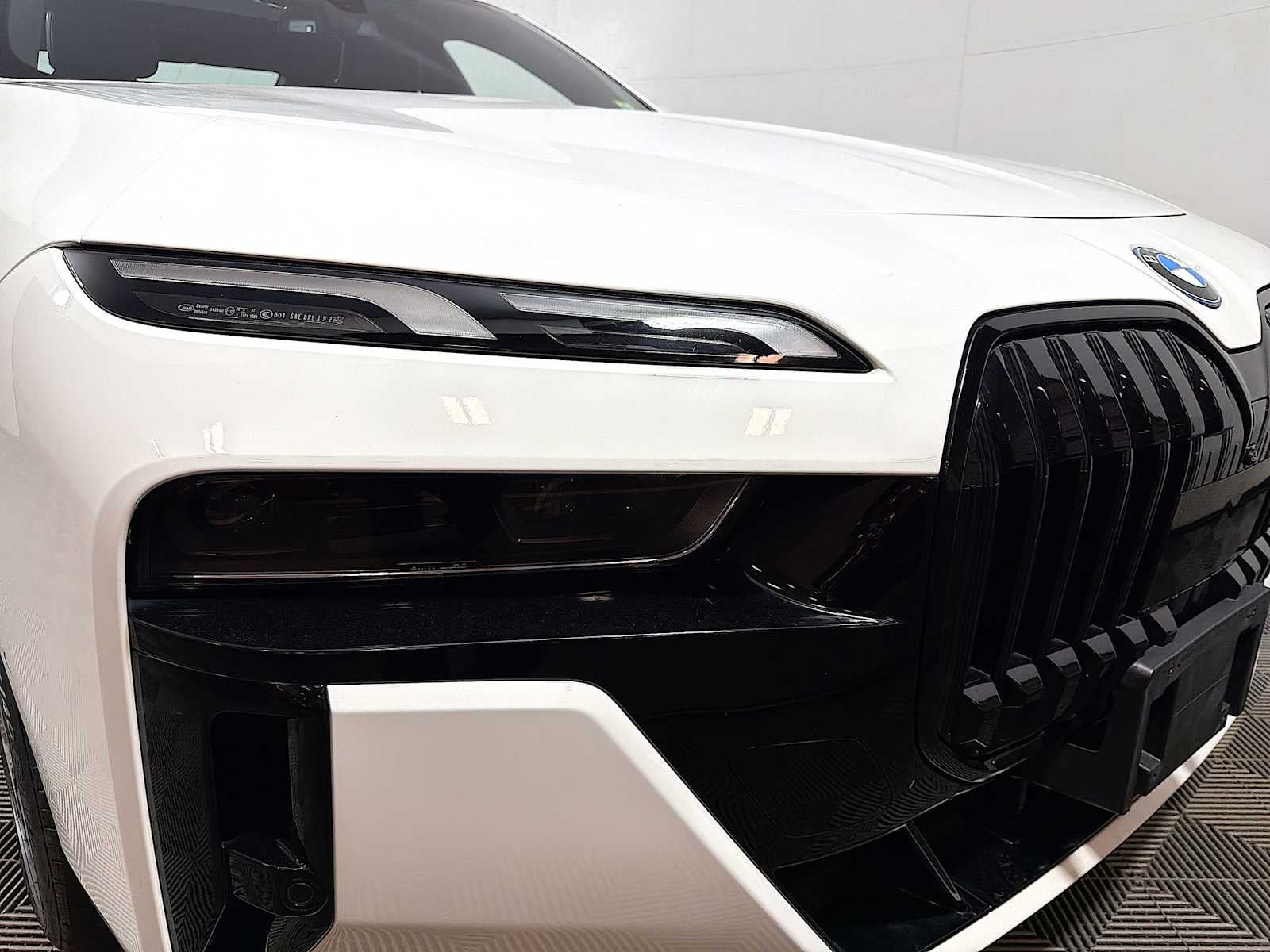 2023 BMW i7 xDrive60 Sedan