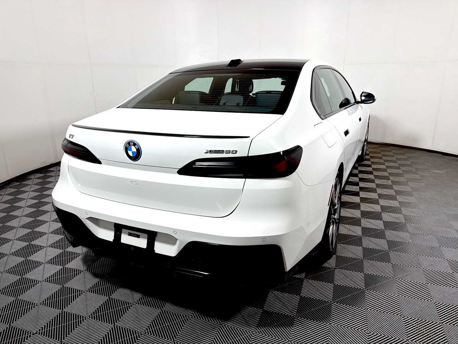 2023 BMW i7 xDrive60 Sedan