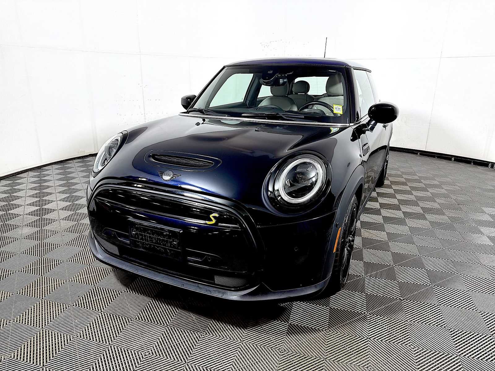 2024 MINI Hardtop 2 Door Cooper SE FWD