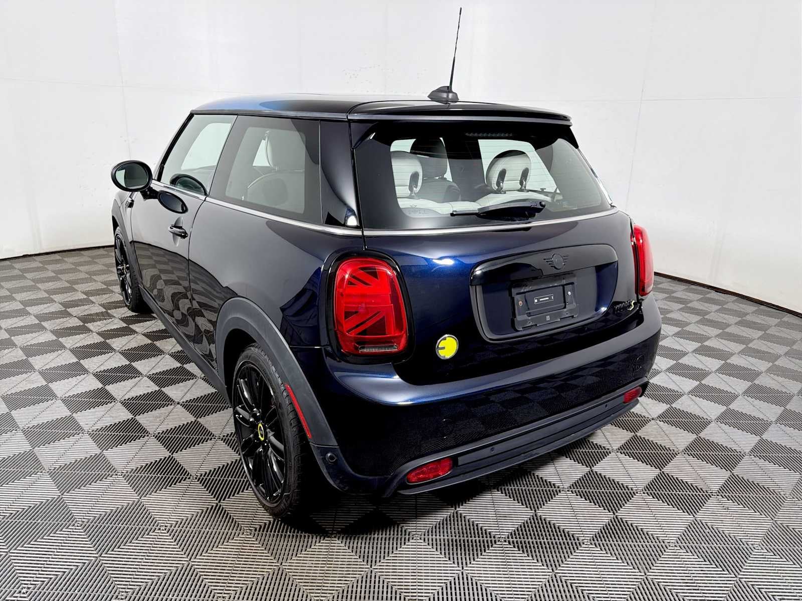 2024 MINI Hardtop 2 Door Cooper SE FWD