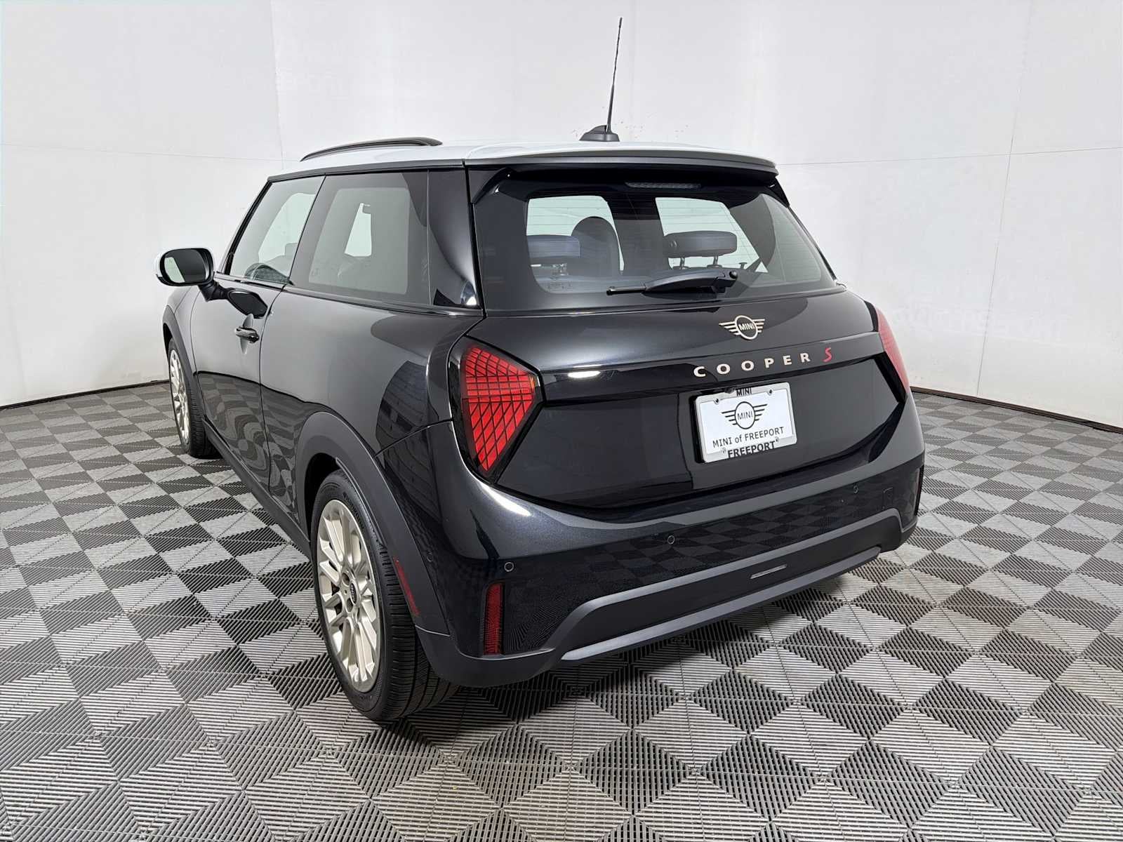 2025 MINI Hardtop 2 Door Cooper S FWD