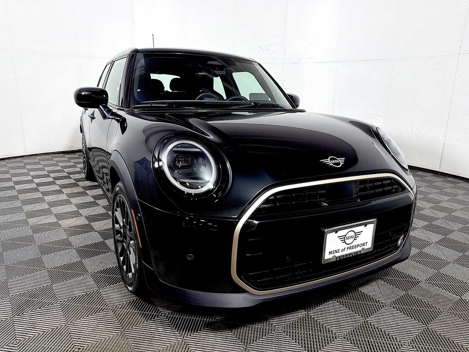2026 MINI Hardtop 4 Door Cooper FWD