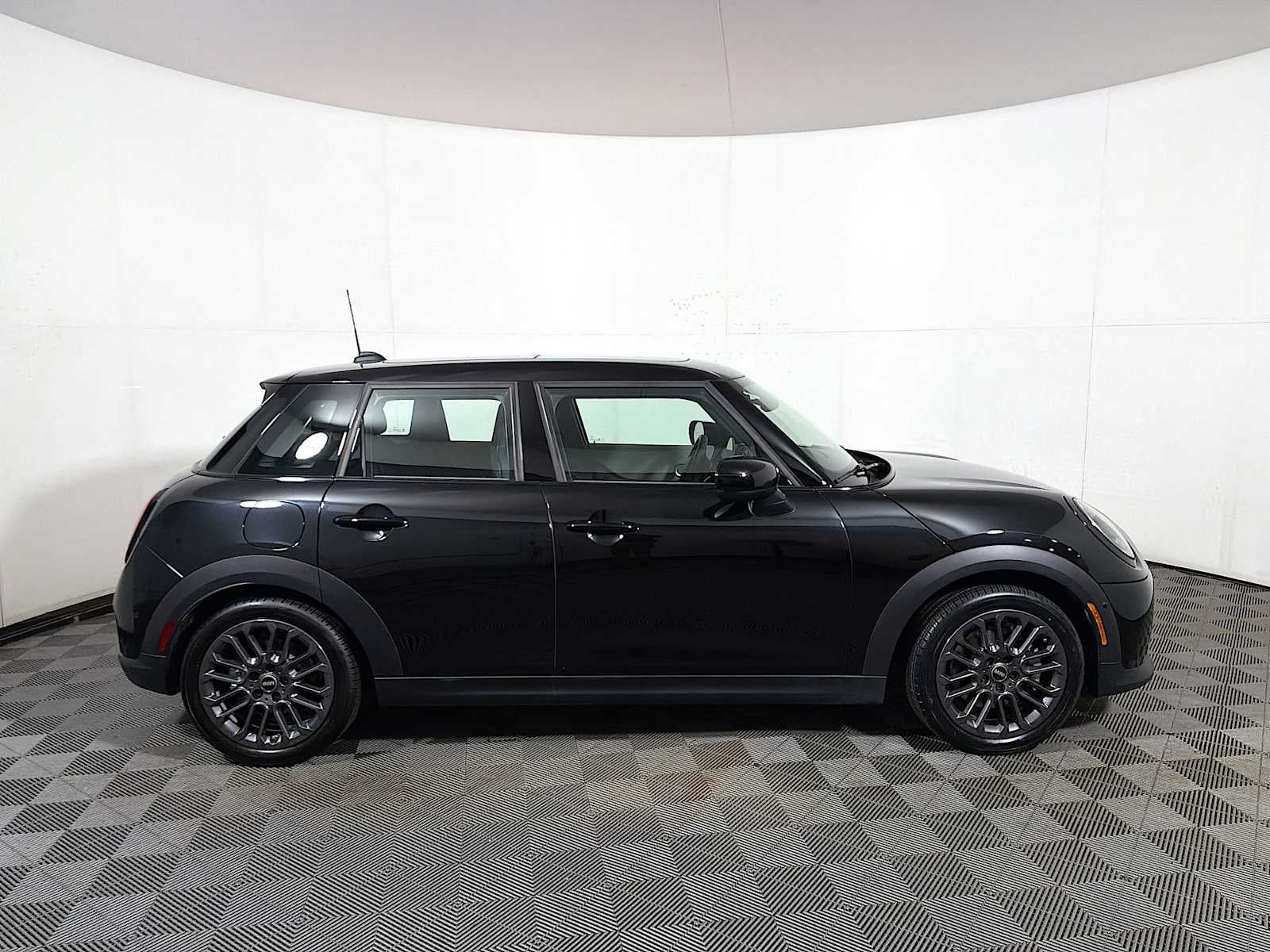 2026 MINI Hardtop 4 Door Cooper FWD