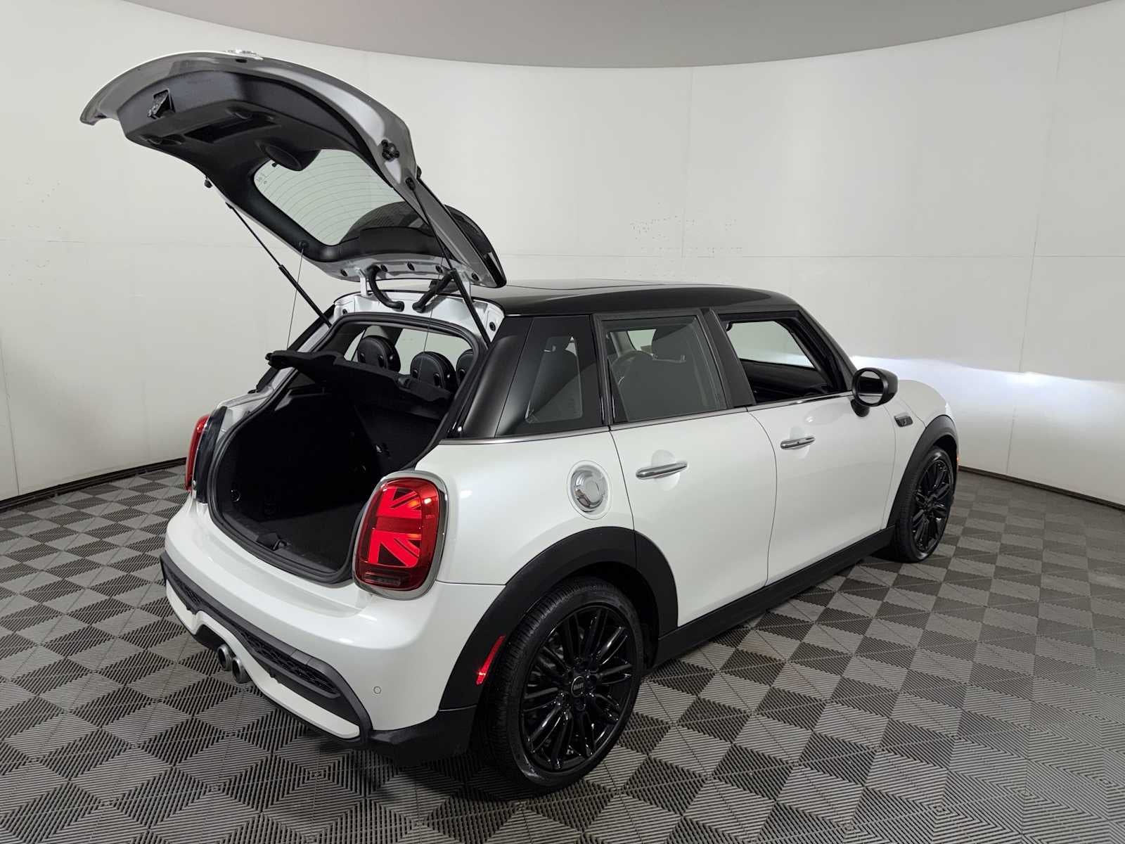 2023 MINI Hardtop 4 Door Cooper S FWD