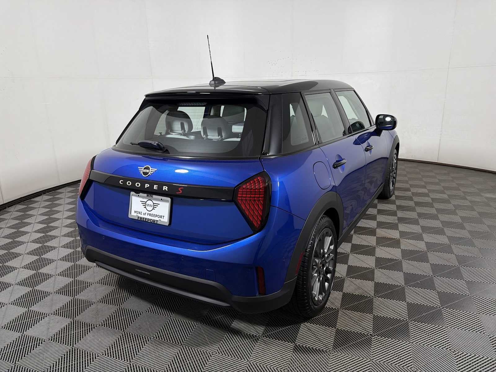2025 MINI Hardtop 4 Door Cooper S FWD