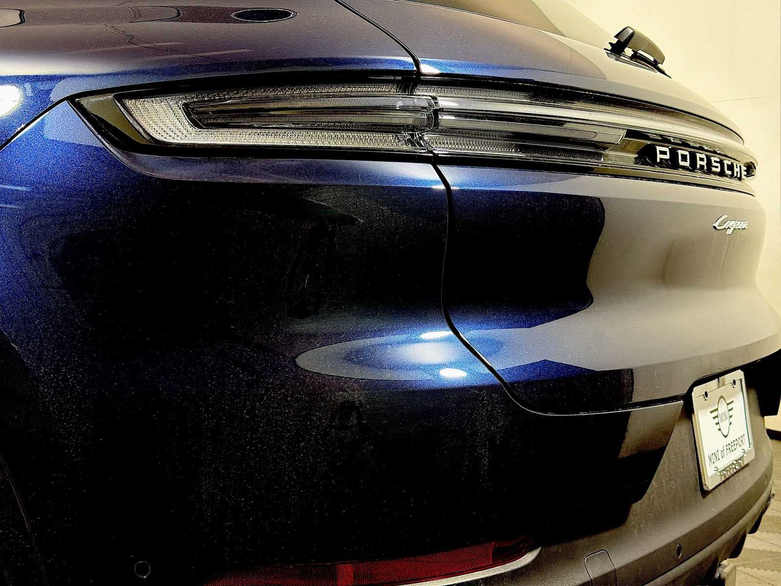 2024 Porsche Cayenne AWD